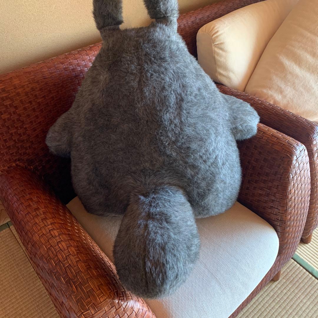 トトロ　特大ぬいぐるみ