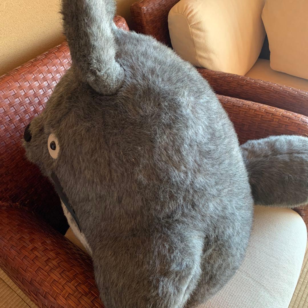 トトロ　特大ぬいぐるみ