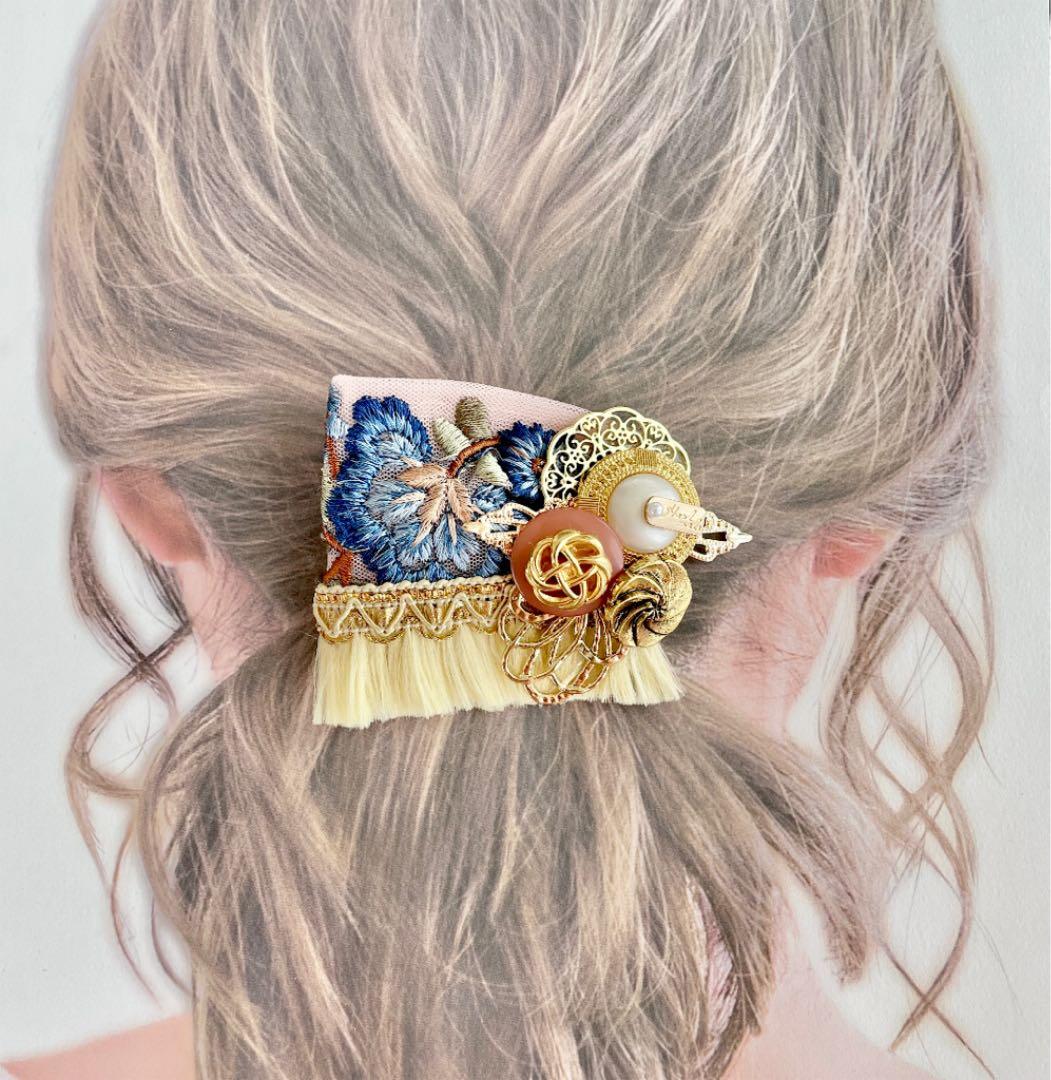 no.57 ハンドメイド　刺繍リボンとフリンジのアンティーク調ヘアアクセサリー