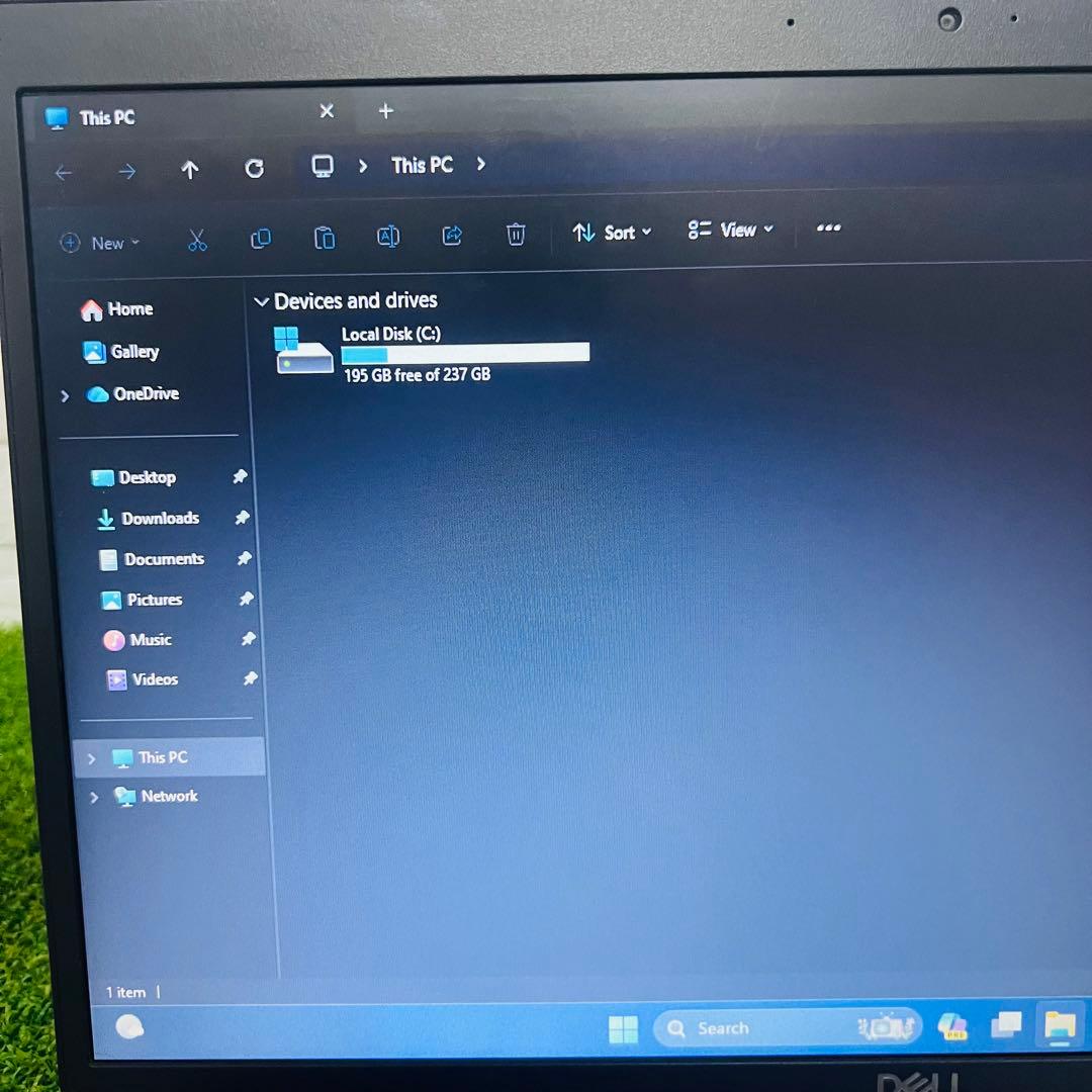 Dell latitude 3301 Windows 11 i3 8世