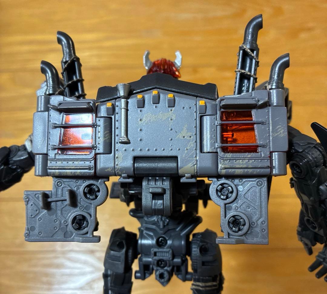 トランスフォーマー SS-109 スカージ スタジオシリーズ