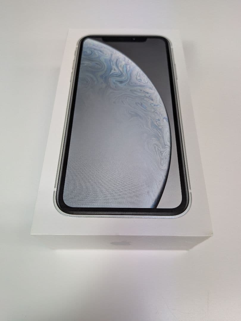 ⑥Apple iPhoneXR 64GB ホワイト バッテリー90％
