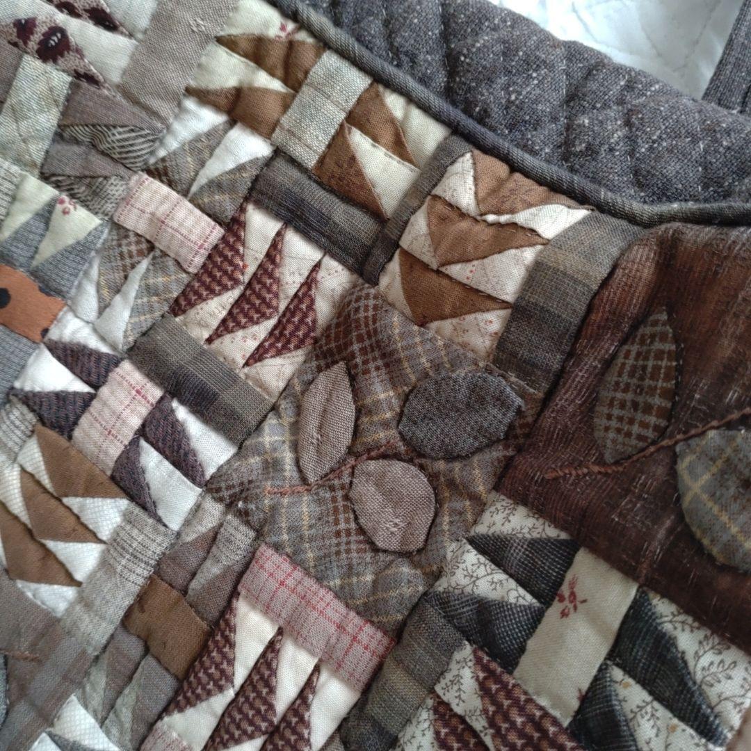 パッチワークボストンバッグ素敵なお品小さく畳ませていただきます！それでも良い方！