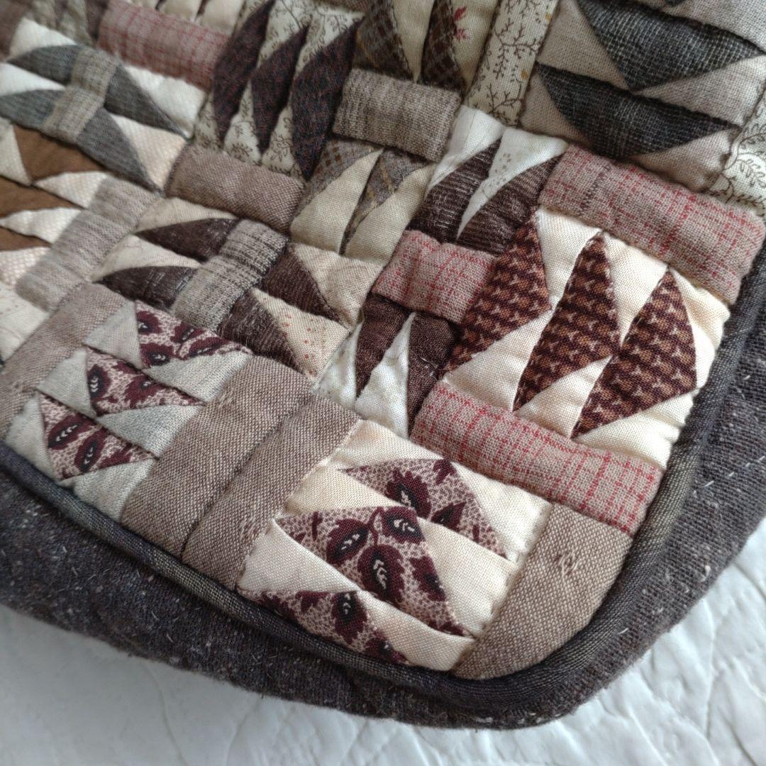 パッチワークボストンバッグ素敵なお品小さく畳ませていただきます！それでも良い方！