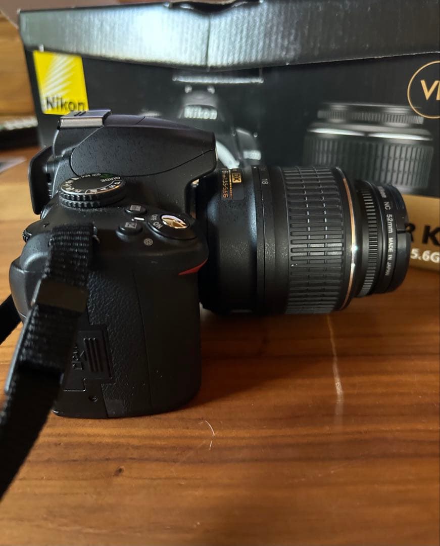 美品　D3000 一眼レフ 箱 Nikon