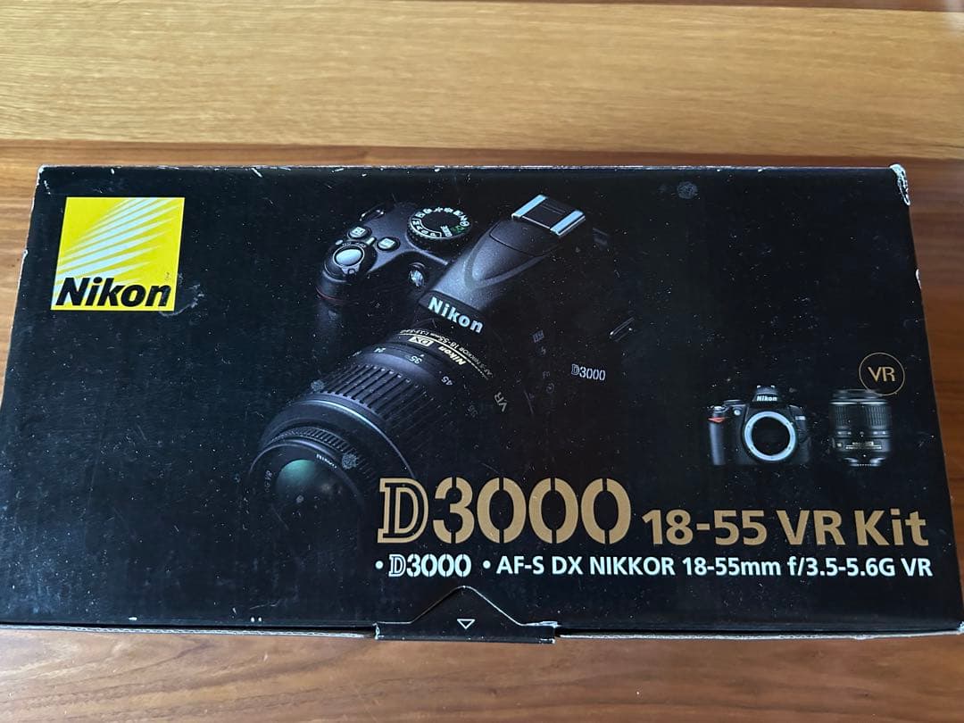 美品　D3000 一眼レフ 箱 Nikon