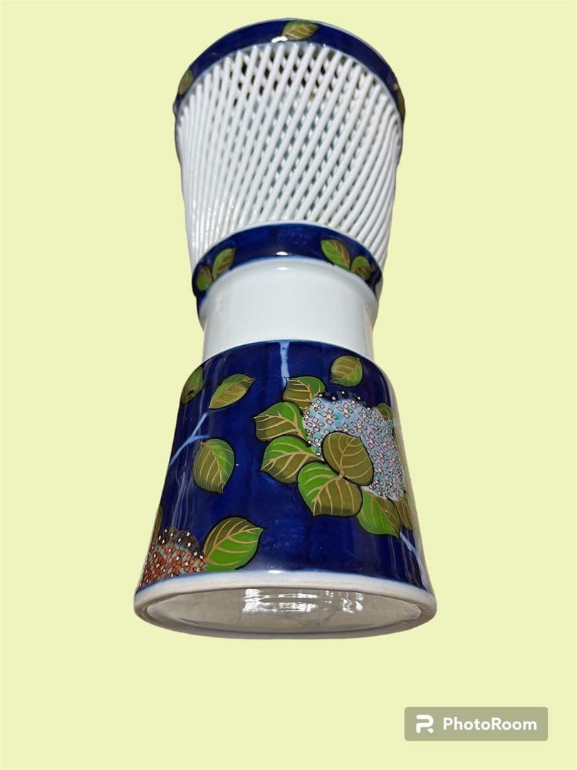 花瓶白磁網目焼（波佐見焼）西浦琴峰