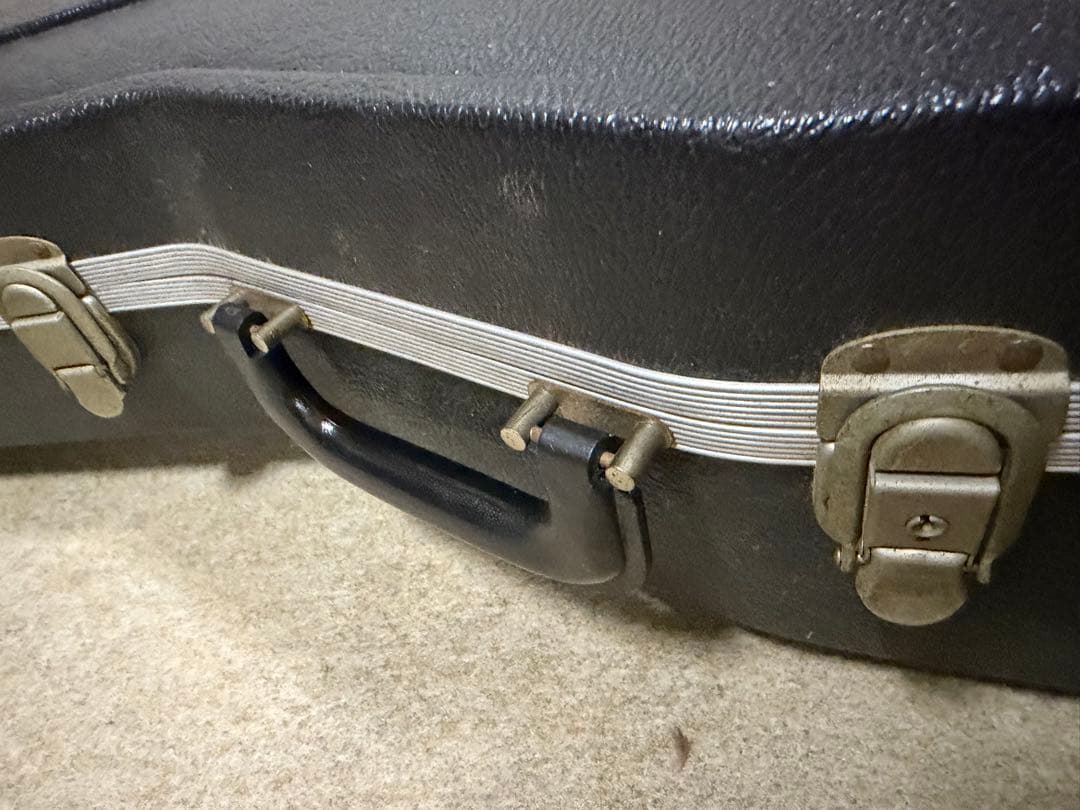 C. F. Martin & Co. 000CXE BLACK（エレアコ）