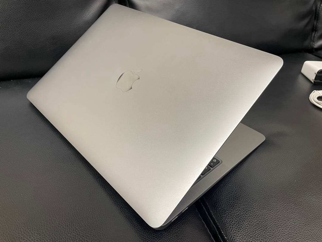 美品 M1モデル Macbook Air 13インチ 256GB バッテリー良好