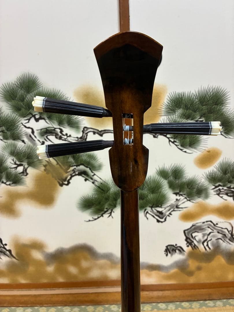 沖縄三線！上質黒木カマゴン！与那城型！本張り【一枚張り】