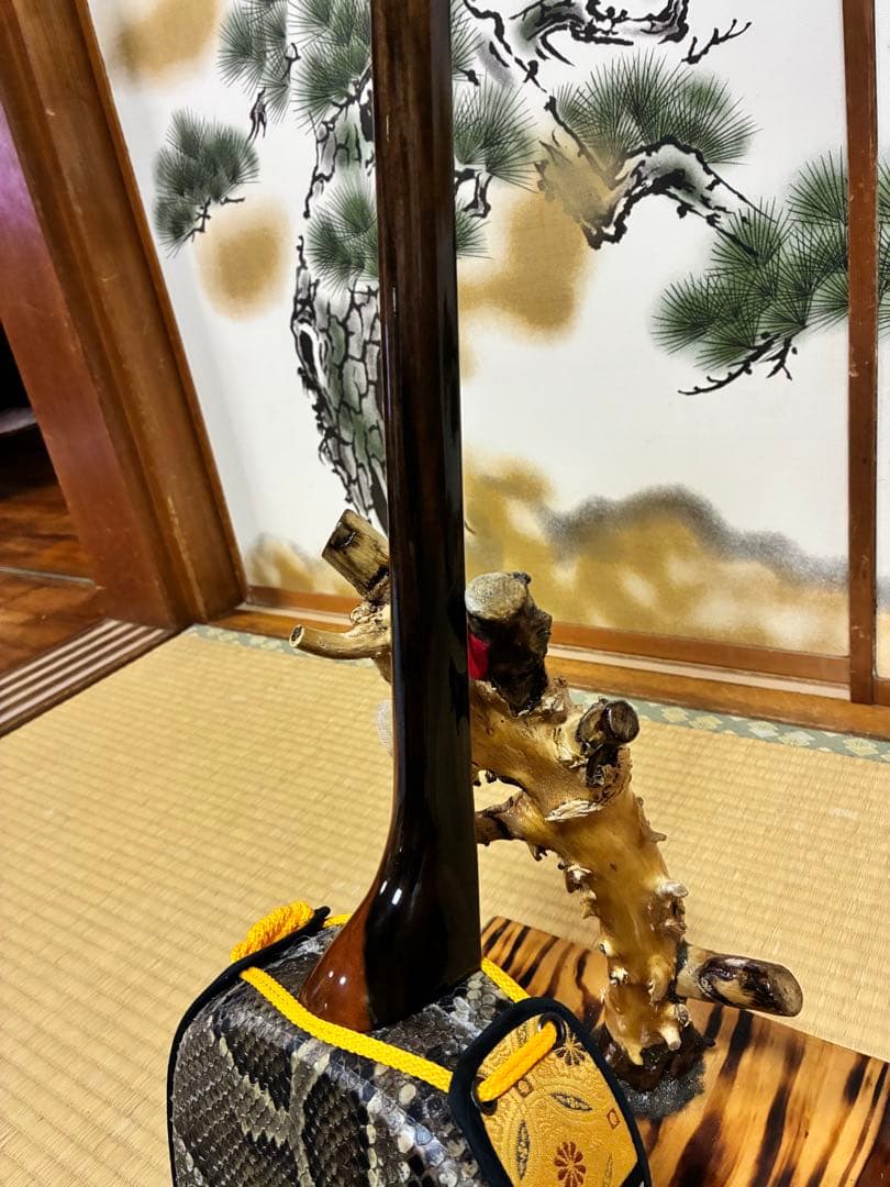 沖縄三線！上質黒木カマゴン！与那城型！本張り【一枚張り】