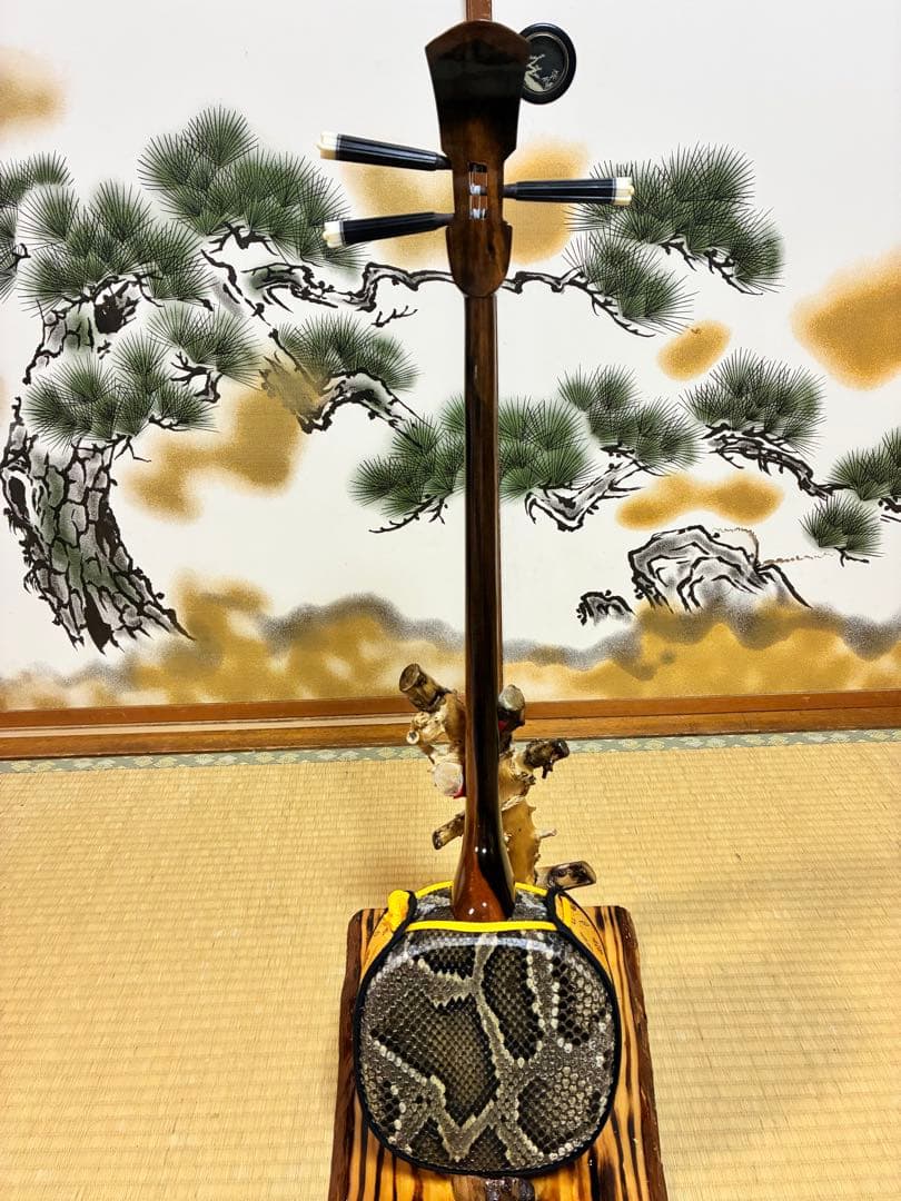 沖縄三線！上質黒木カマゴン！与那城型！本張り【一枚張り】