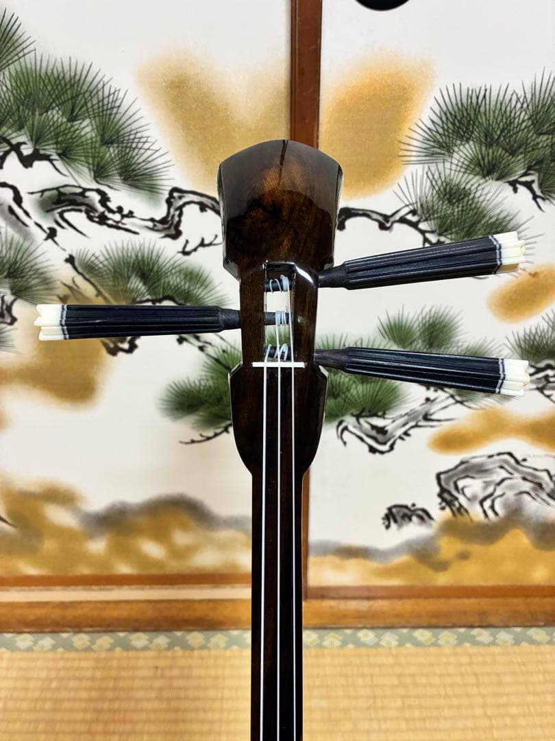 沖縄三線！上質黒木カマゴン！与那城型！本張り【一枚張り】