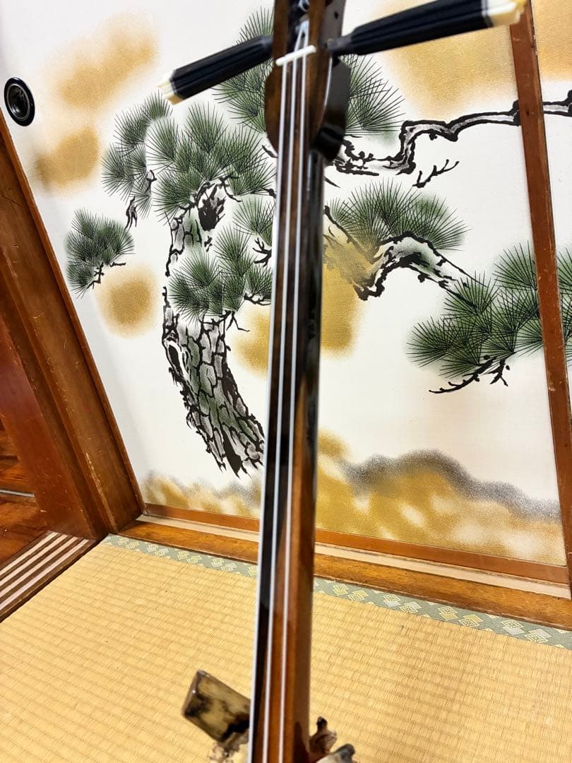 沖縄三線！上質黒木カマゴン！与那城型！本張り【一枚張り】