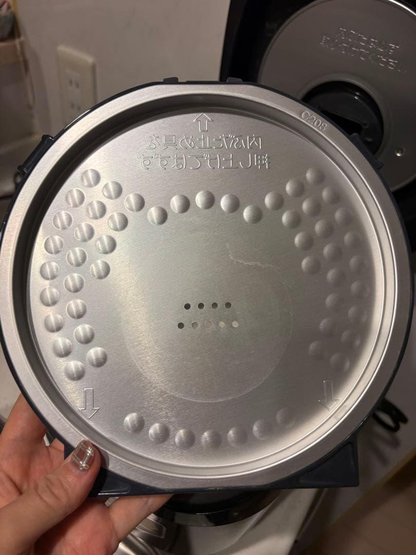3ヶ月のみ使用！象印 マホービンNL-DT10 炊飯器 黒