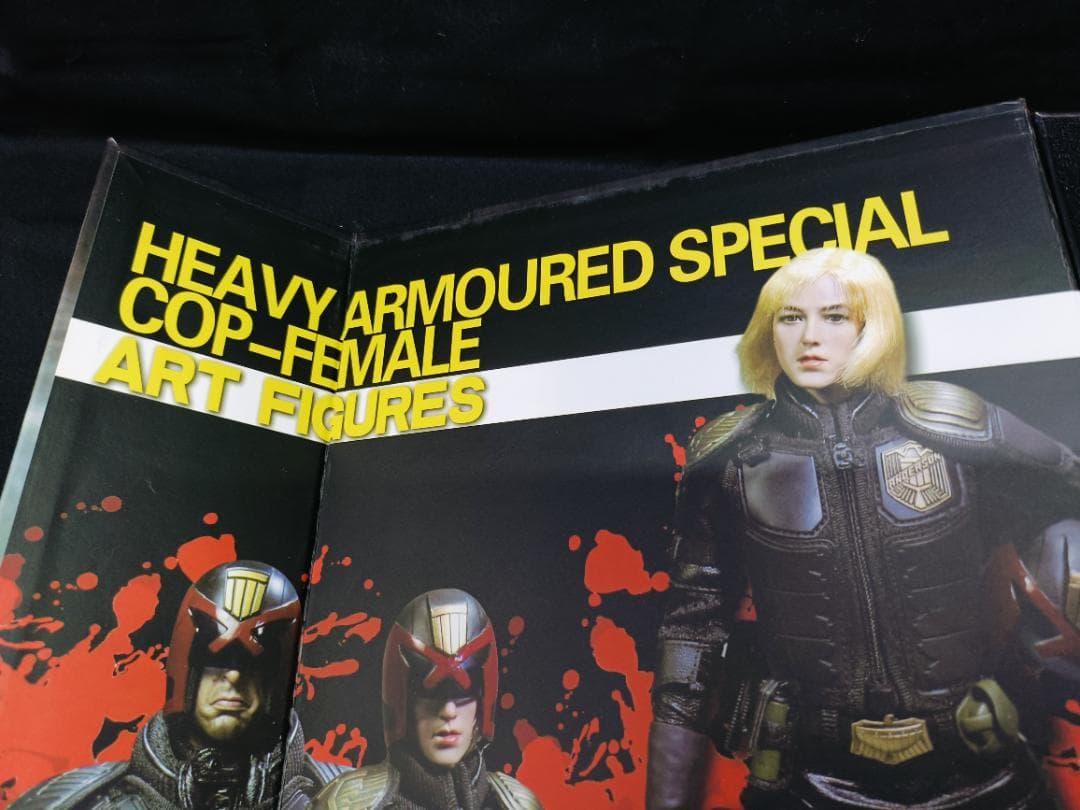 ART-FIGURES　ジャッジドレッド COP-FEMALE