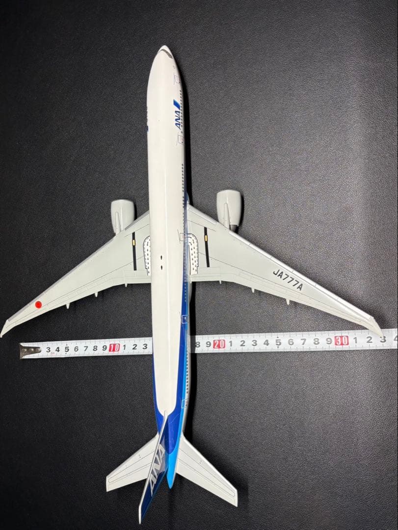 全日空商事 1/200 ANA 777-300ER NH20017