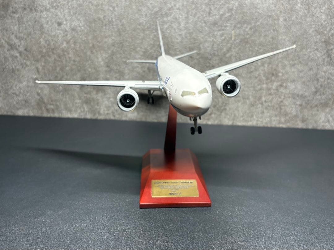 全日空商事 1/200 ANA 777-300ER NH20017
