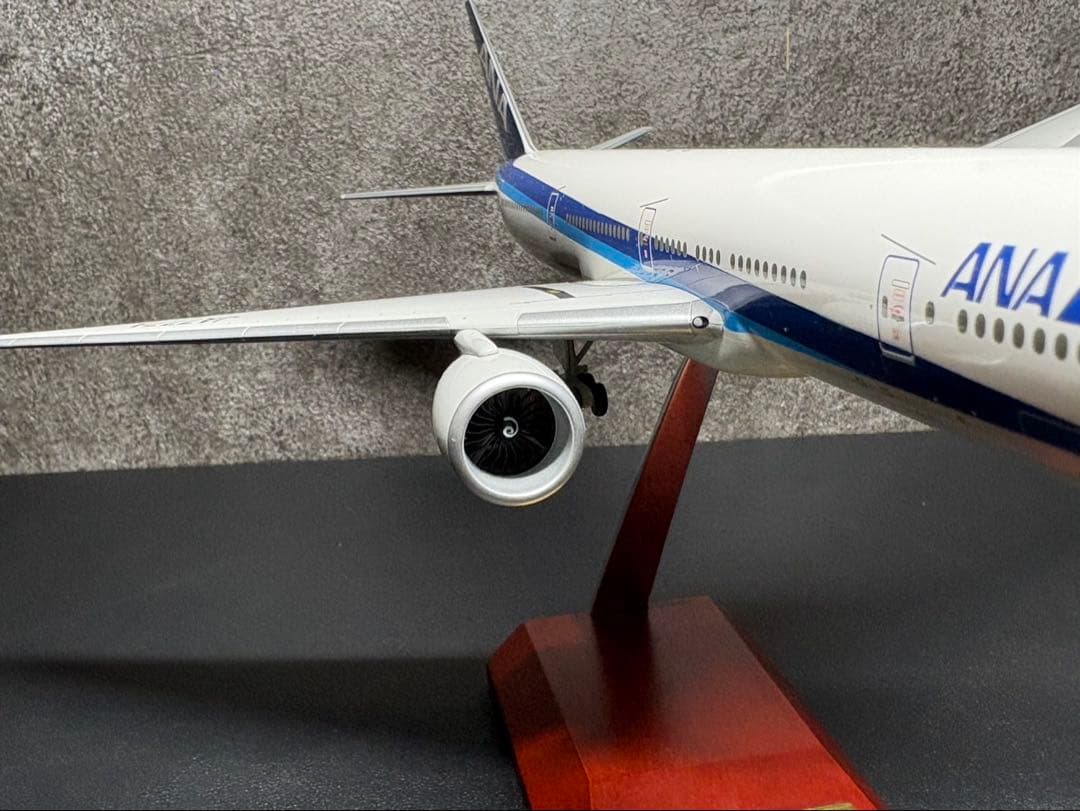 全日空商事 1/200 ANA 777-300ER NH20017
