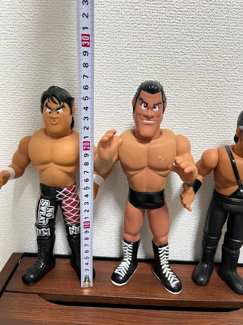 プロレスフィギュア 3体セット 猪木 武藤 蝶野 ビッグサイズ