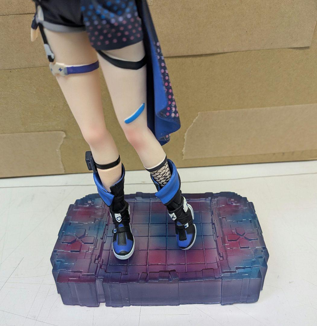 崩壊スターレイル　銀狼　フィギュア