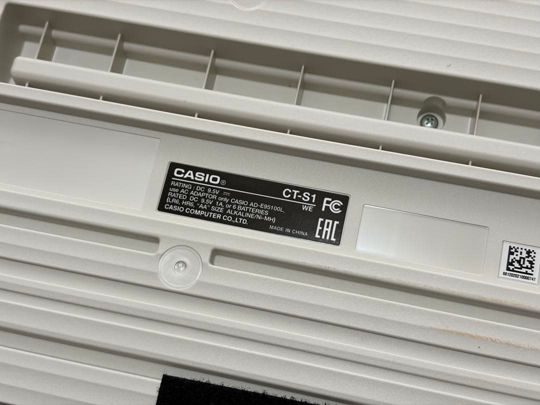 CASIO Casiotone CT-S1 WE 電子キーボード