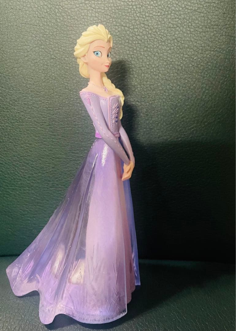 アナと雪の女王 エルサ ナイトドレス LEDライト ディズニーストア フィギュア