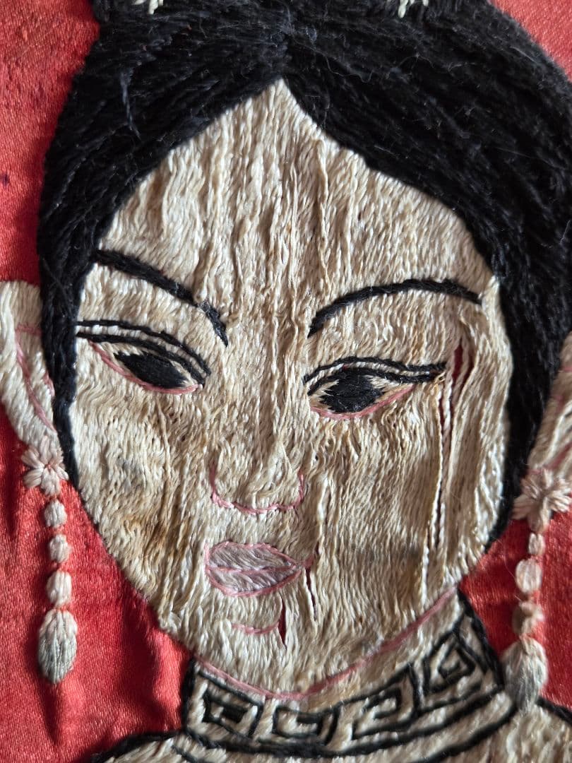 中国アンティーク　シルク(？)　刺繍 寿老（寿星）(？)　西王母(？)　壁掛け