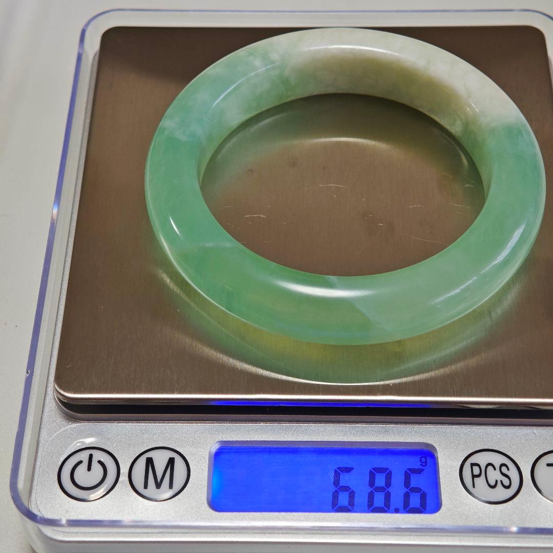 高品質 翡翠軟玉ネフライト 天青凍バングル 腕輪 岫玉57.4mm 68.6g