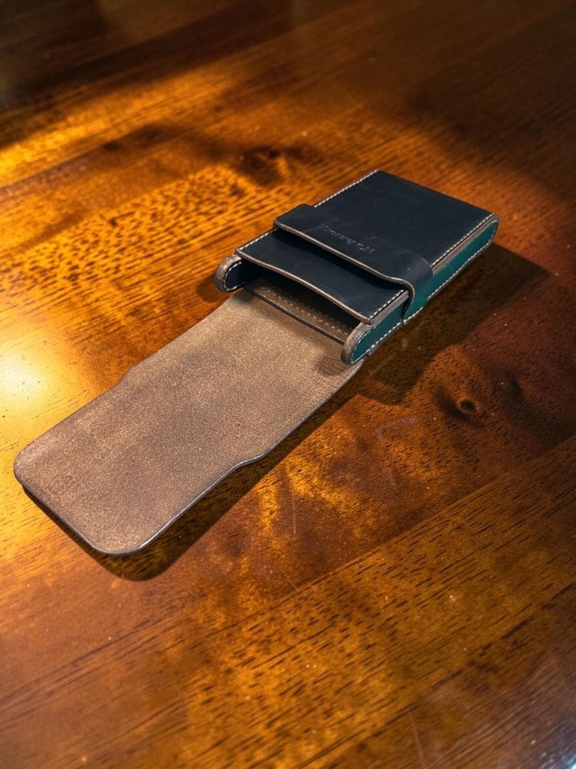 【訳アリ品】馬革手縫いペンケース