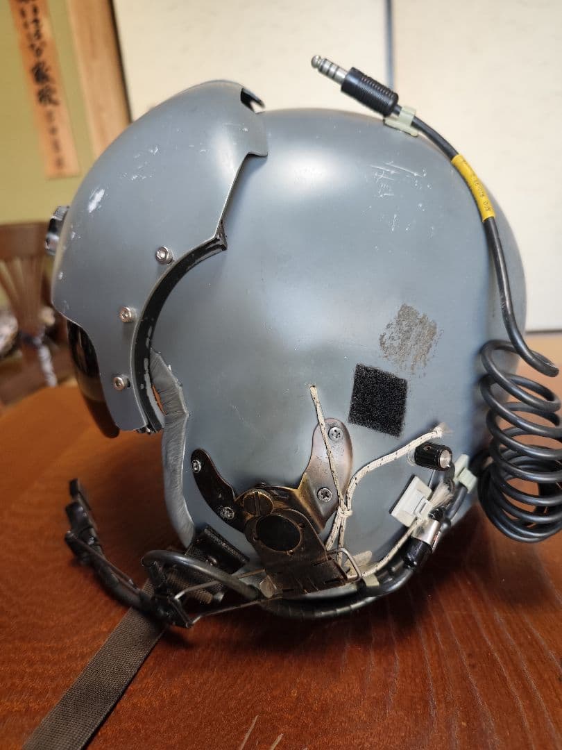 軍用ヘリコプターパイロットヘルメット