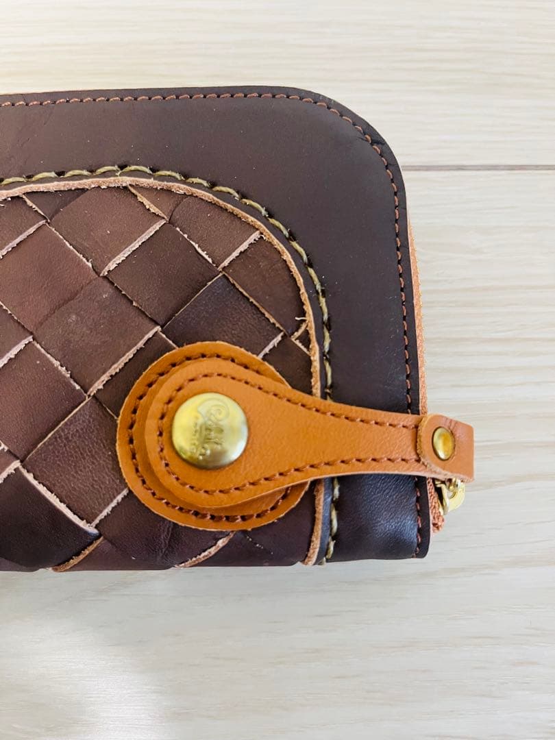 ロビタ　robita ブラウン　レザー財布