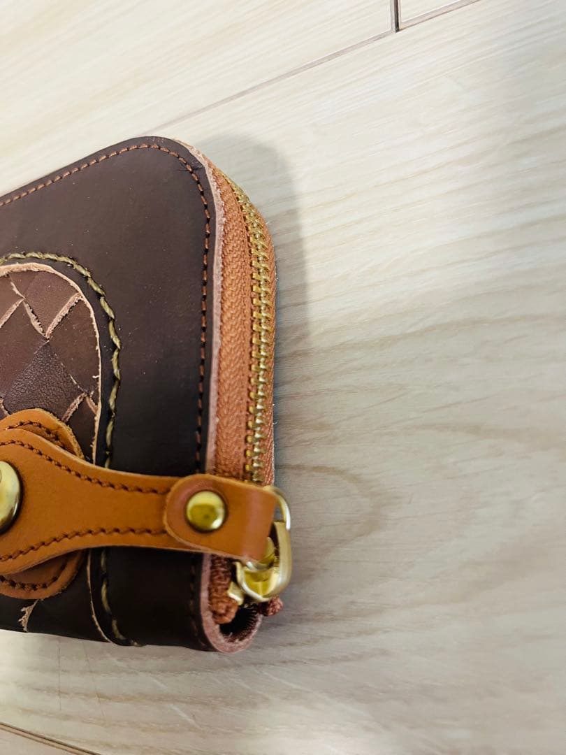 ロビタ　robita ブラウン　レザー財布