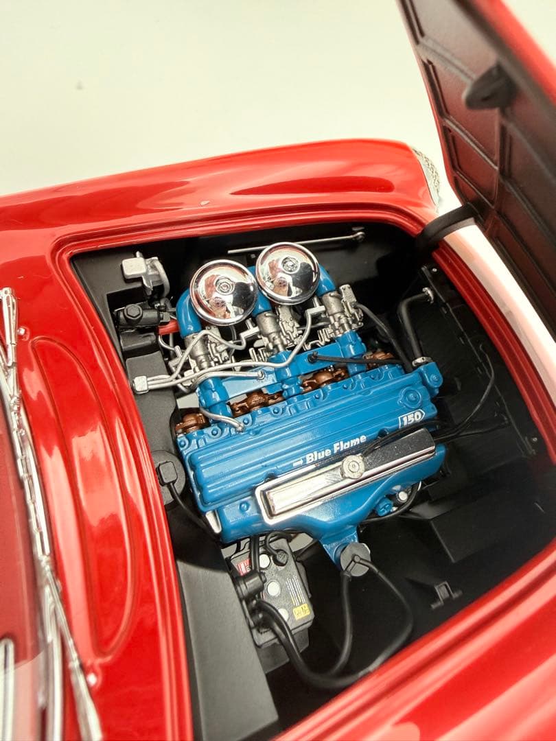 【AUTOart】シボレー・コルベット 1/18 ダイキャストミニカー