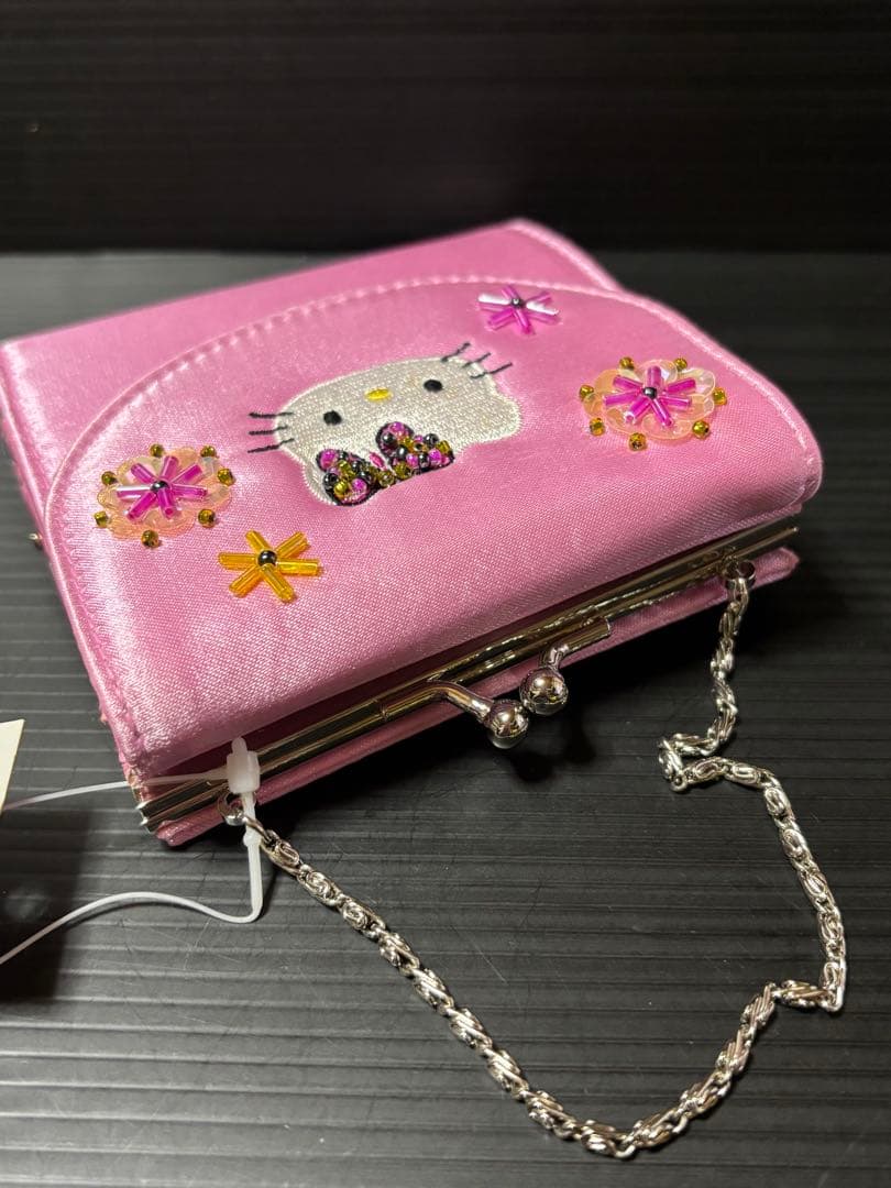 サンリオ　キティ　ビーズ　財布　ミニバッグ