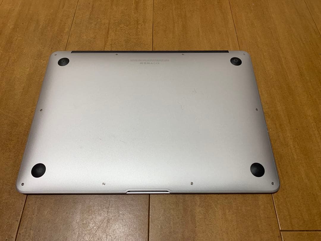 【本体・箱・付属品】 MacBook Air 13inch Early 2015