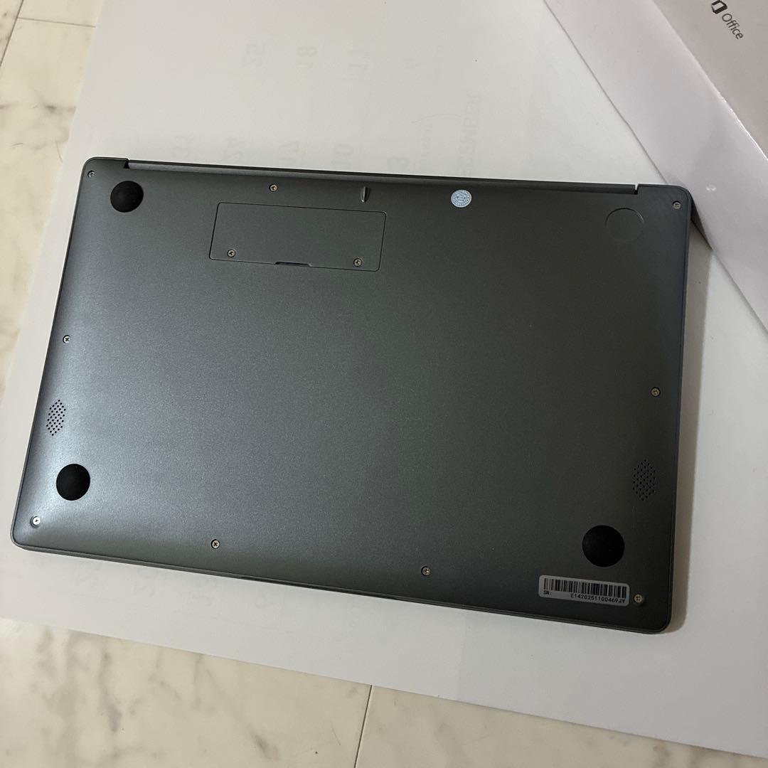 14インチ FHD Windows 11 Pro ノートPC