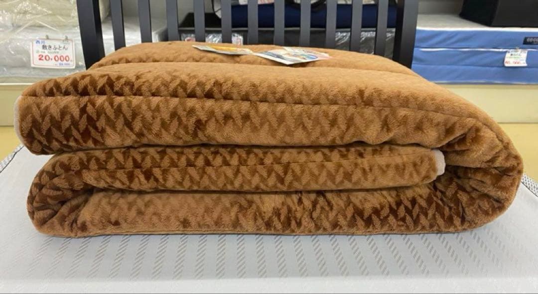 温泉毛布　敷きパッド・遠赤外線効果でポカポカ・静電気抑える・泉大津製・シングル