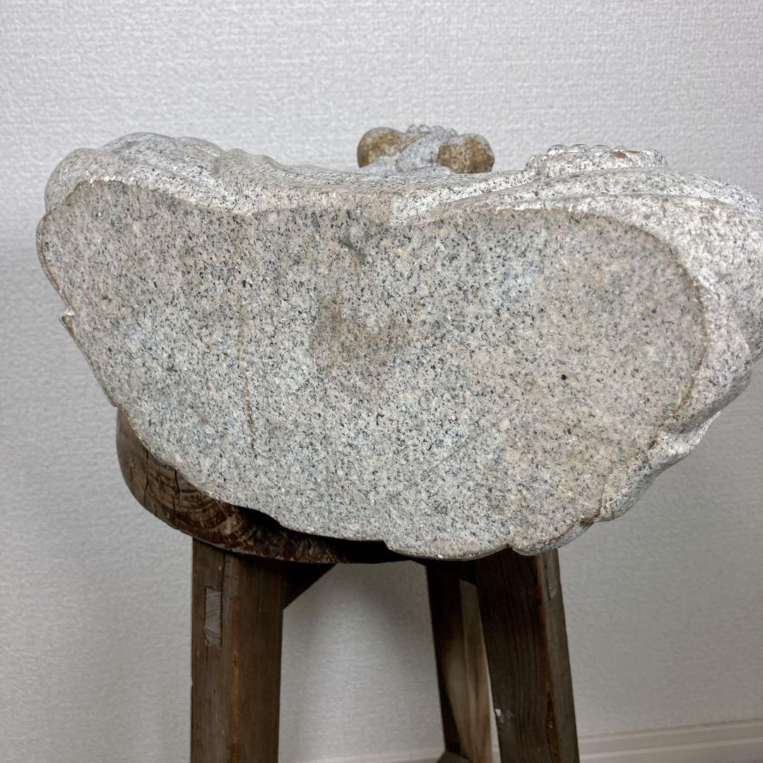 弘法大師　空海　坐像　御影石　石像　彫刻　石仏　野仏　仏像　真言宗