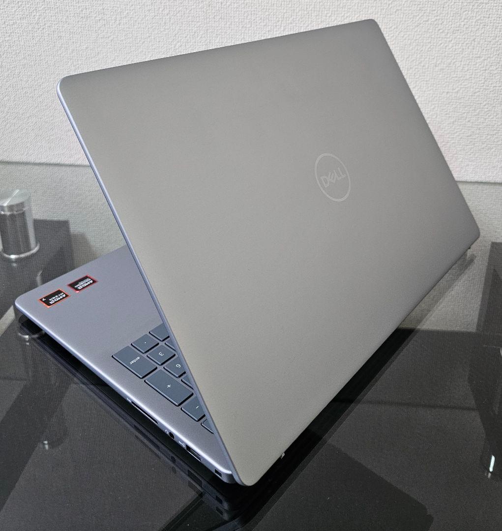 2024年モデル DELL Inspiron 16 1TB 未使用に近い