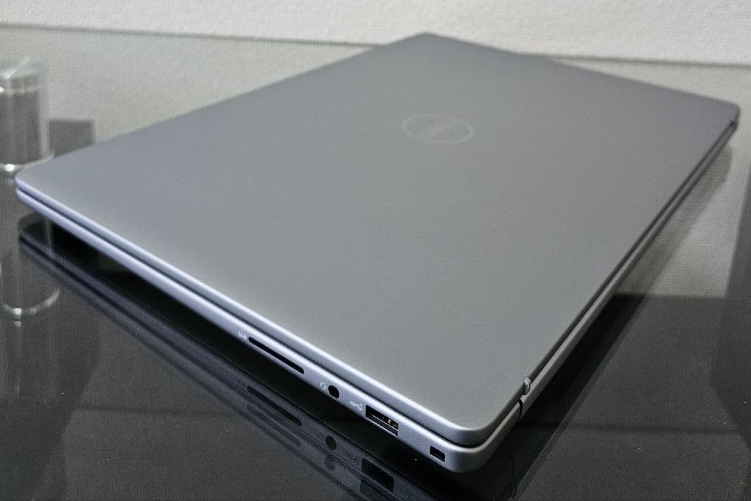 2024年モデル DELL Inspiron 16 1TB 未使用に近い