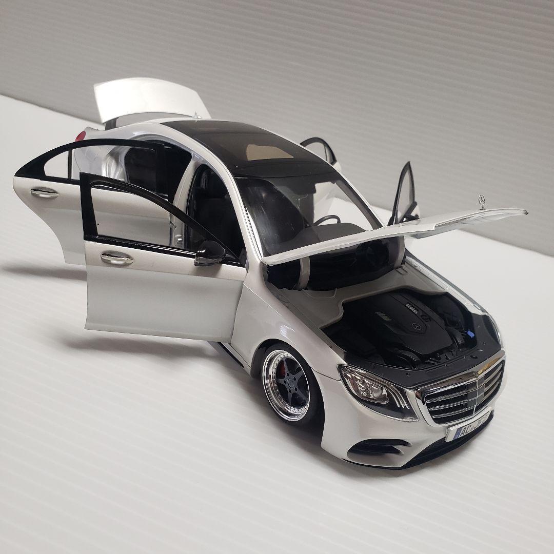 1/18 メルセデスベンツ SクラスW222後期 カスタム