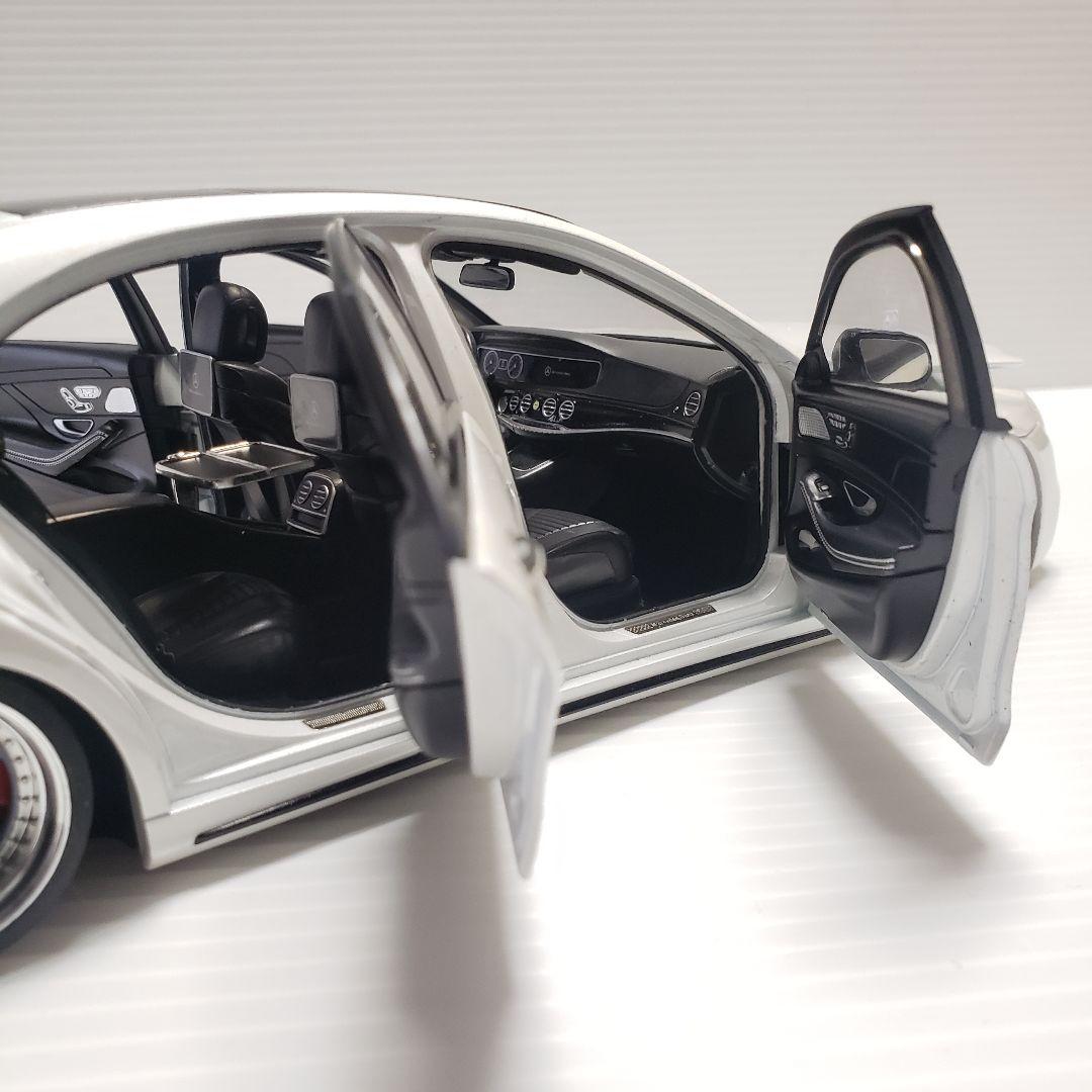 1/18 メルセデスベンツ SクラスW222後期 カスタム