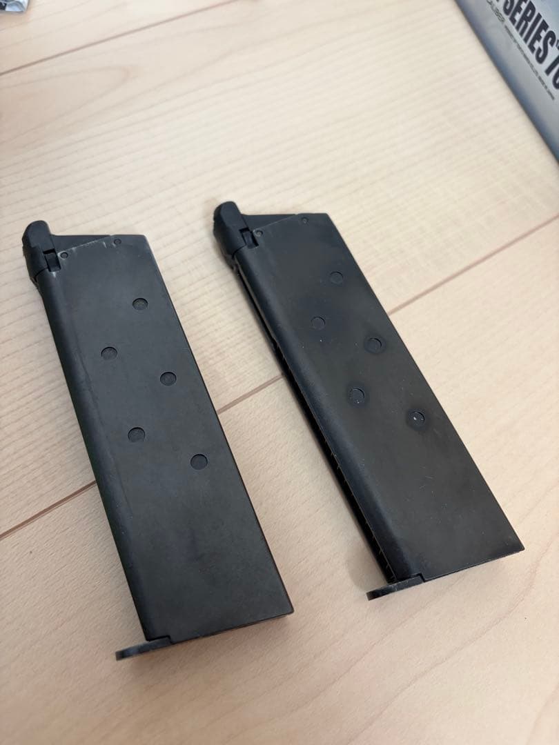 東京マルイ 美品コルトガバメント マークIV シリーズ'70 マガジン計2本