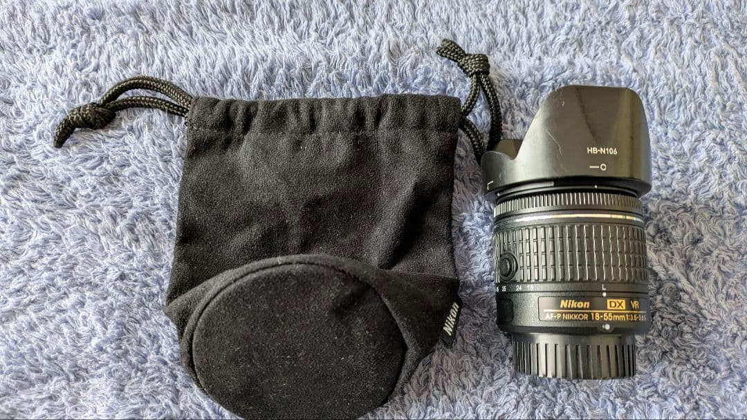 Nikon D3500デジタル一眼レフカメラ　 wズーム　バッグ 三脚セット