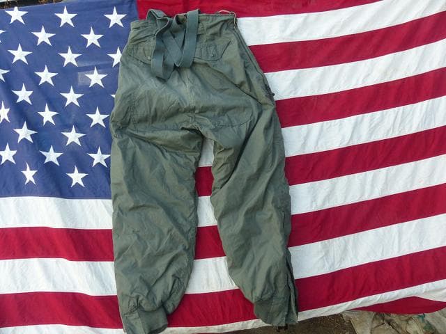 米軍　1976” 極寒用トラウザー F-1B　Ｗ30 USAF N-3B 150