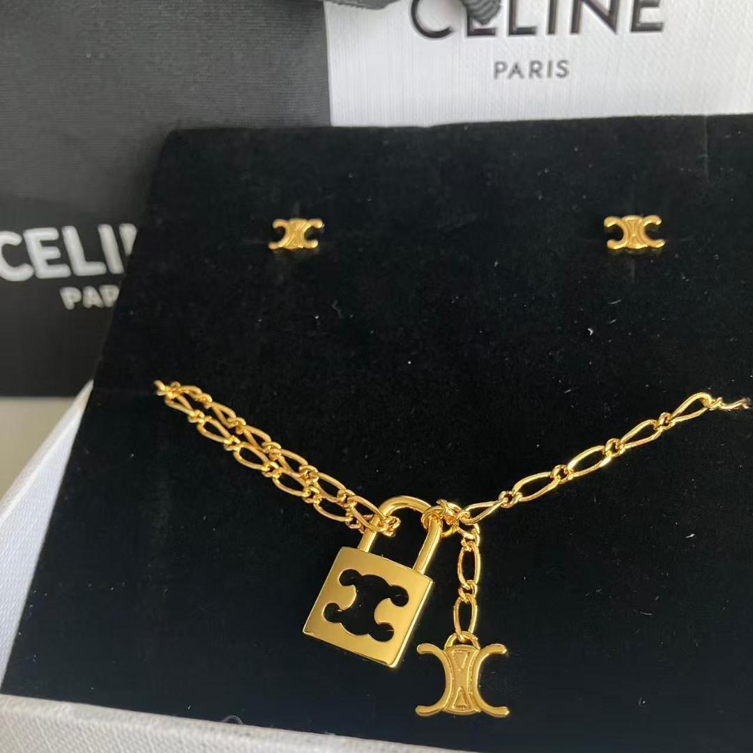 CELINE ゴールドネックレス＆ピアスセット　ノベルティ