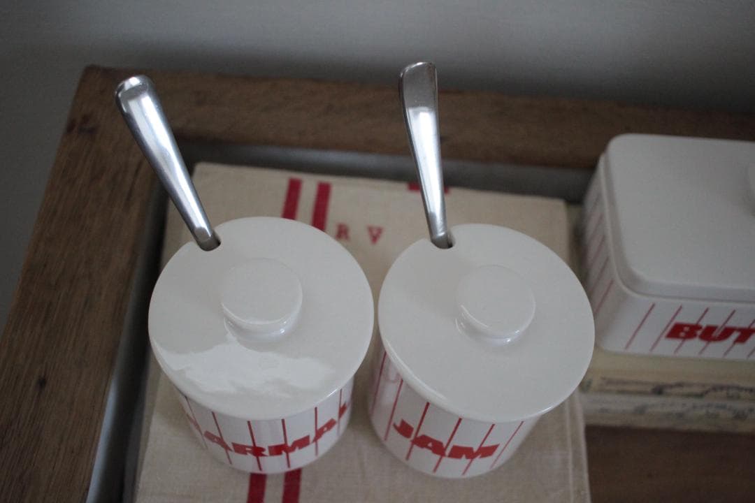 レアHornsea・ホーンジー/ストライプ・赤・蓋付きマーマレード小物入れ