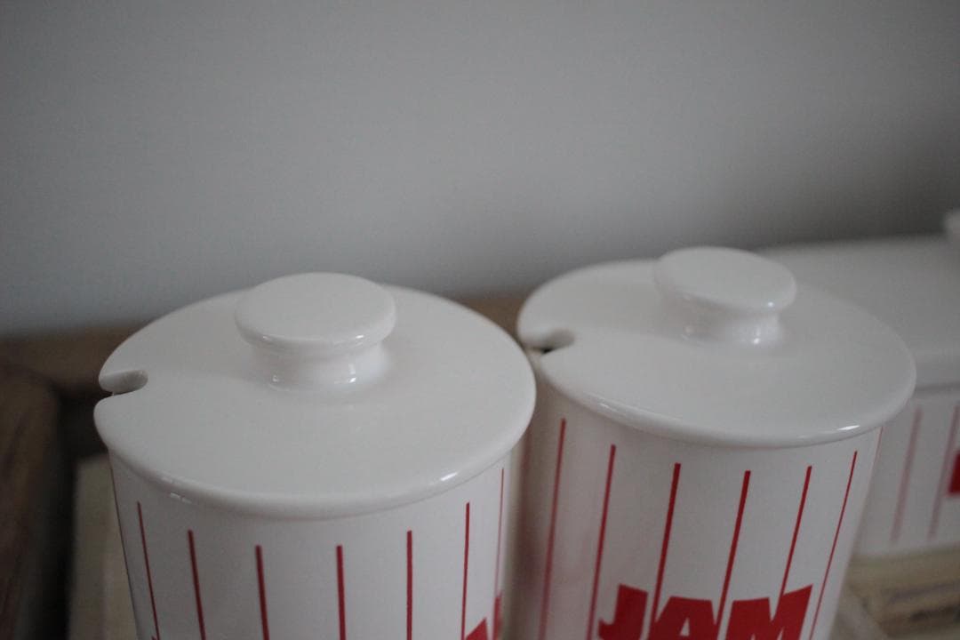 レアHornsea・ホーンジー/ストライプ・赤・蓋付きマーマレード小物入れ