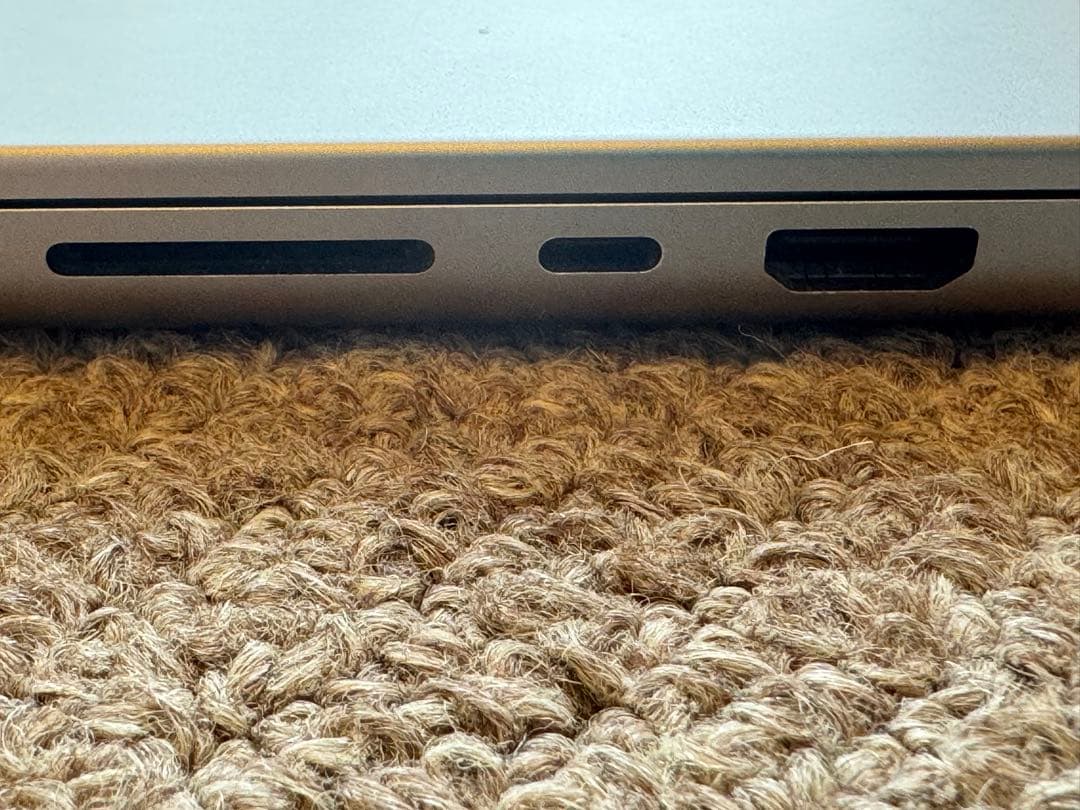 MacBook Pro 13’ 2020 Core i7 32GB/2TB US